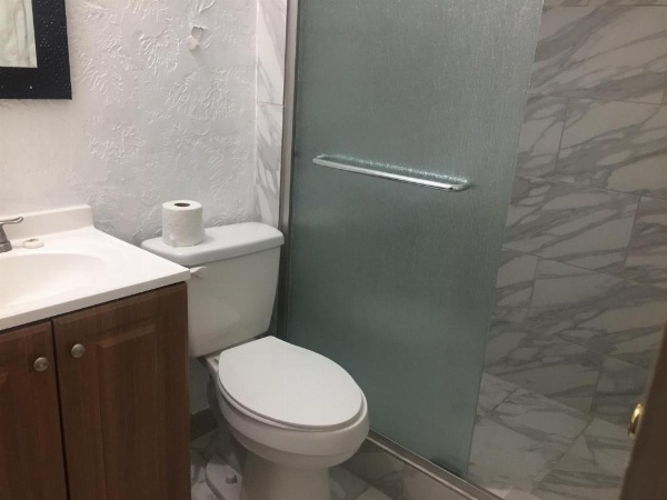 Surf Motel and Apartments image 12