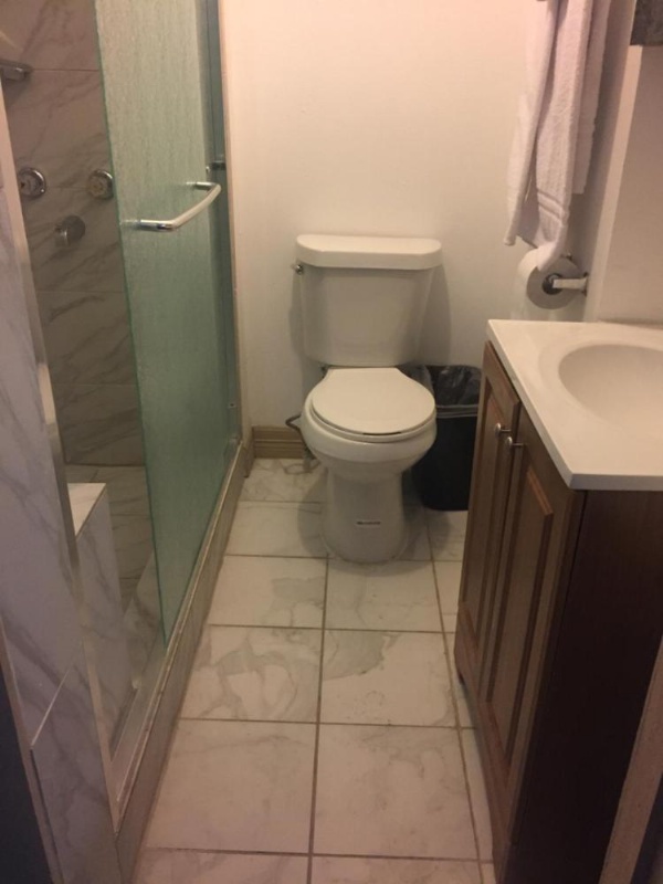 Surf Motel and Apartments image 13